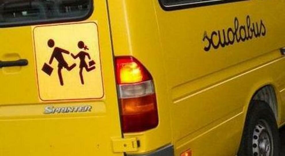 logo di uno scuolabus
